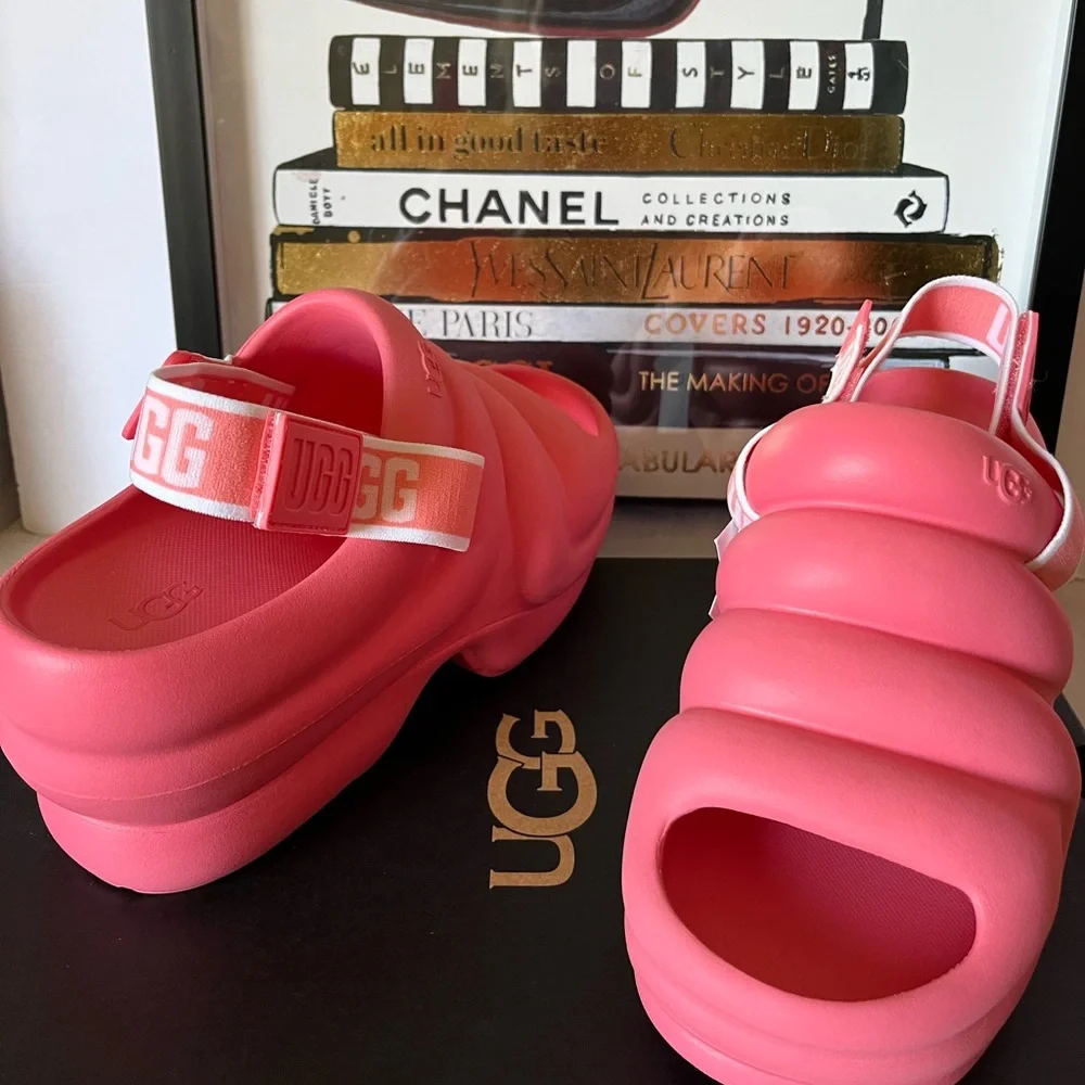 UGG Women's Pink Sandals